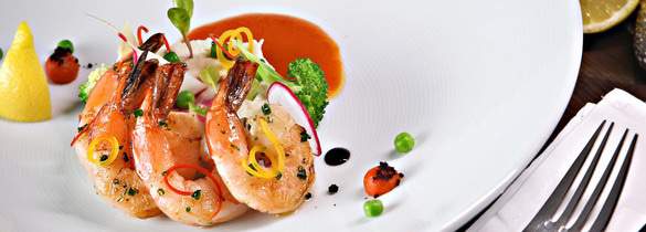 Carnival Pride Dining room dinner.jpg